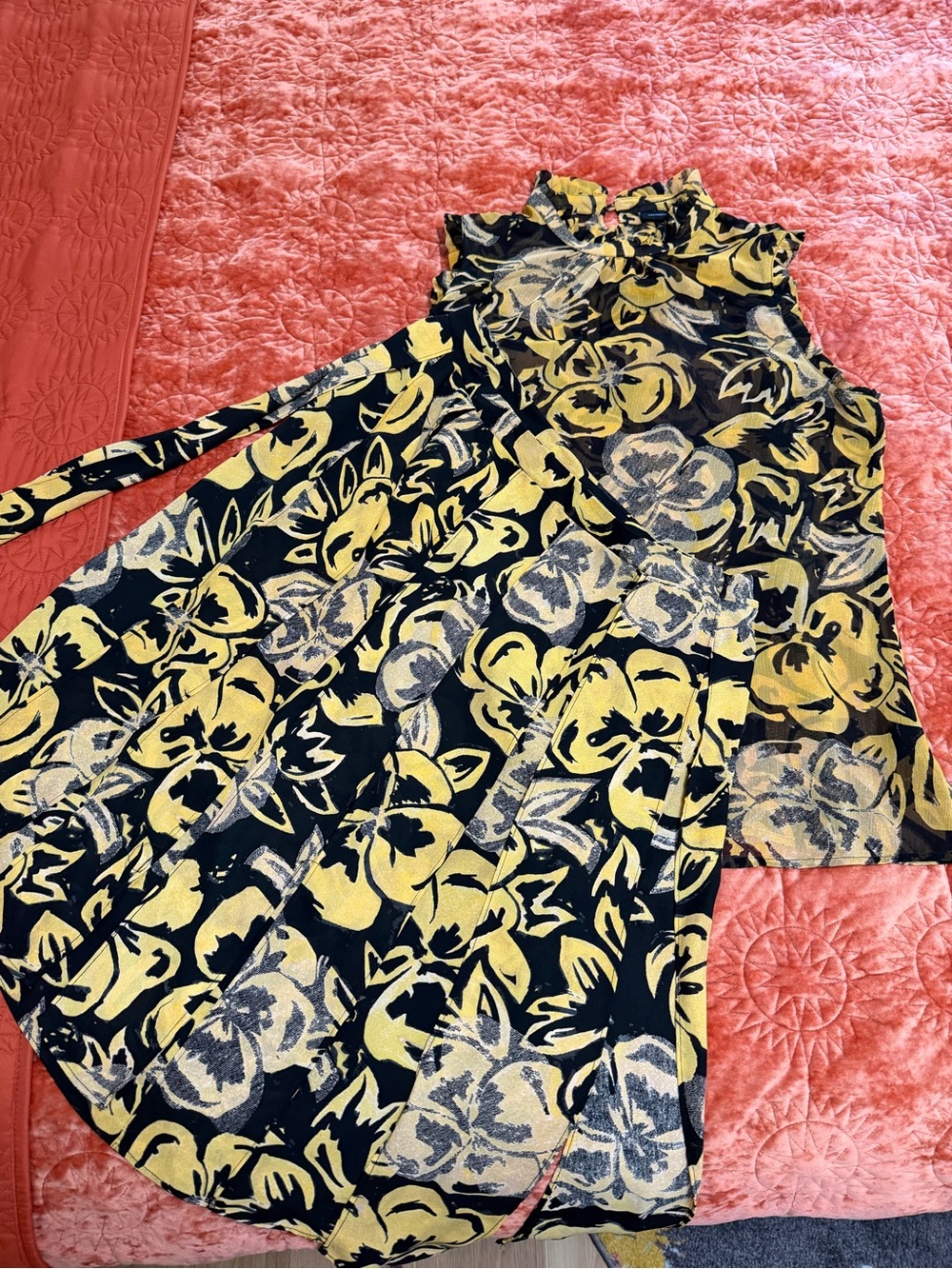 Who What Wear Black & Yellow Floral High-Neck tank and skirt. 2 piece set